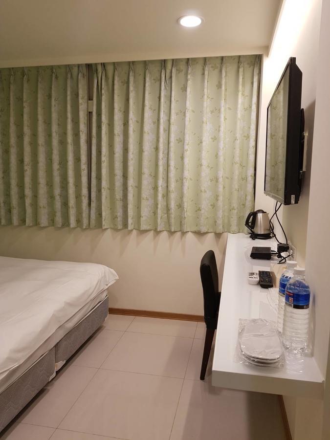 Galaxy Mini Inn Тайбей Екстер'єр фото