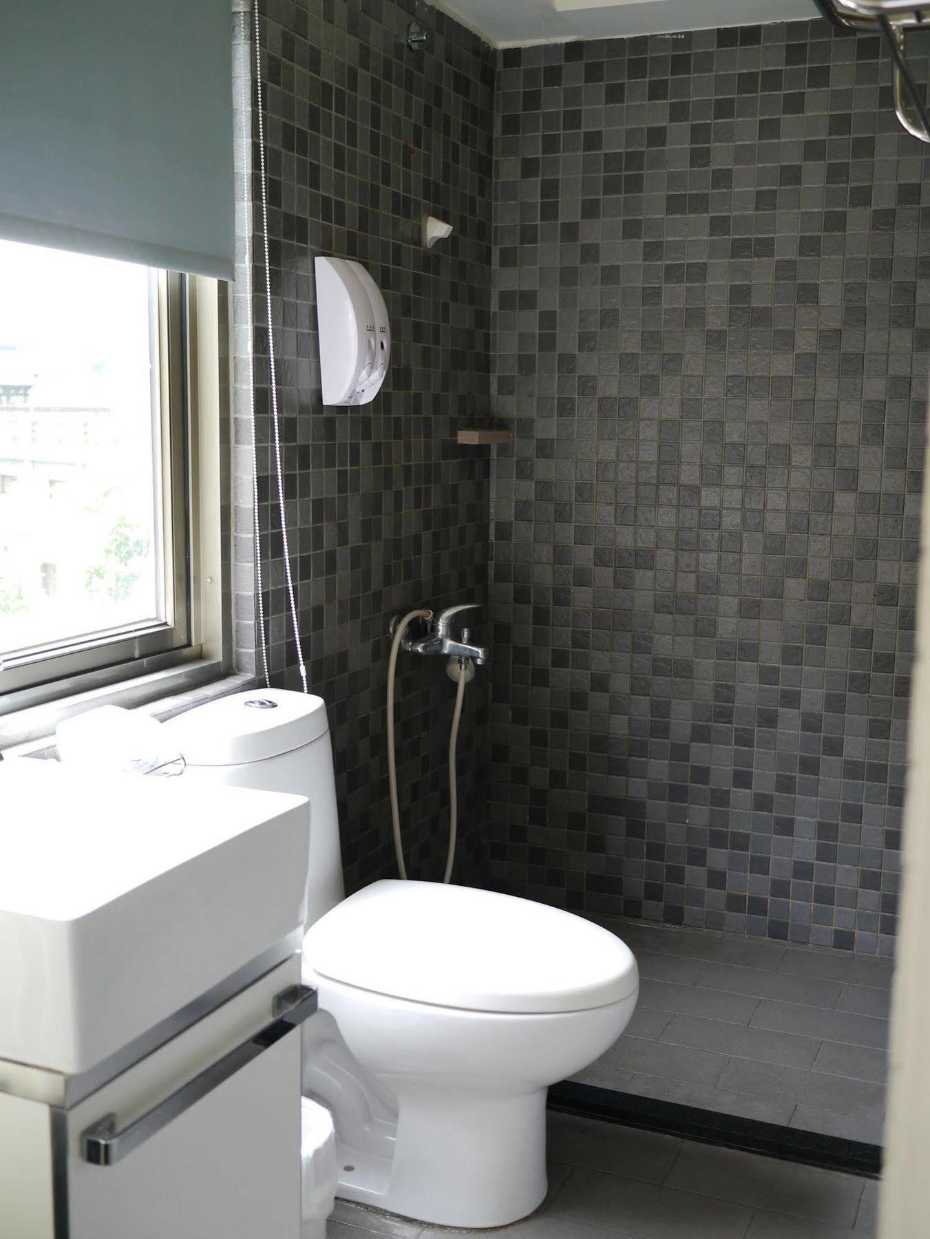 Galaxy Mini Inn Тайбей Екстер'єр фото