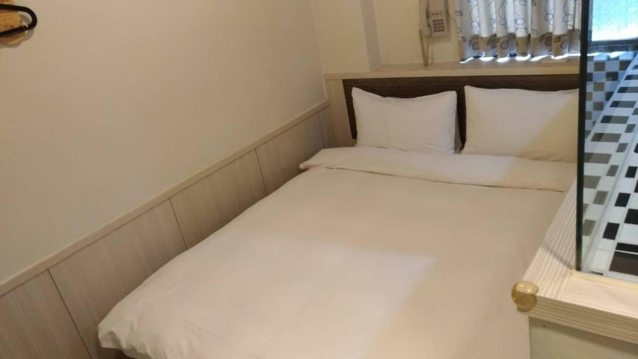 Galaxy Mini Inn Тайбей Екстер'єр фото